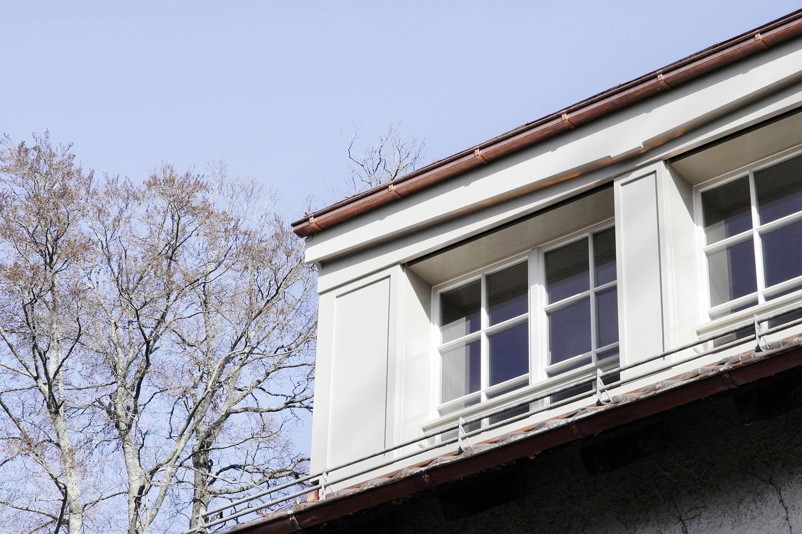 getäferte Stirnfassade Dachgaube